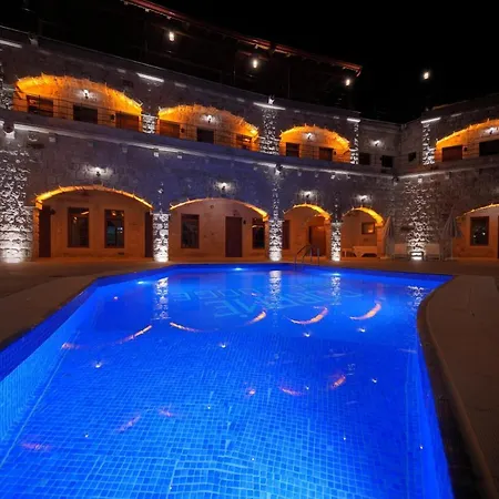 Cave * غوريمِيه