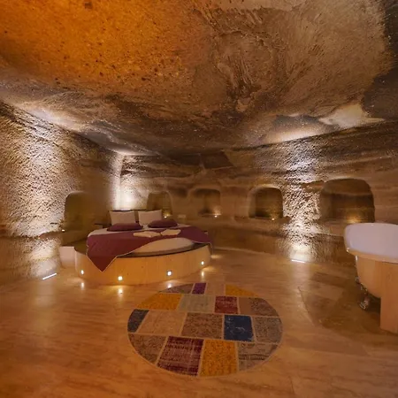 Cave 괴레메
