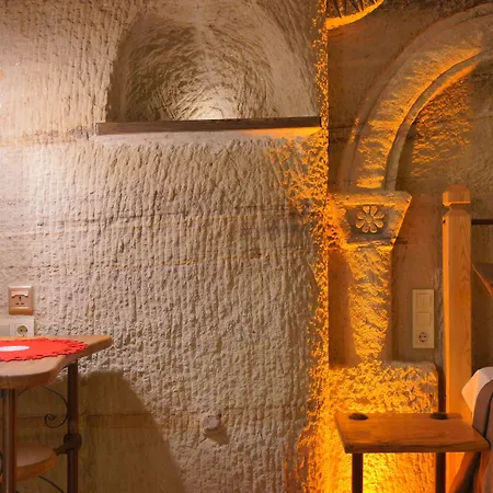 Cave Hotel *
