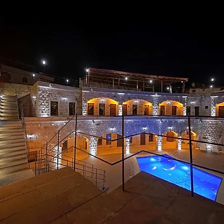 Cave Hotel *